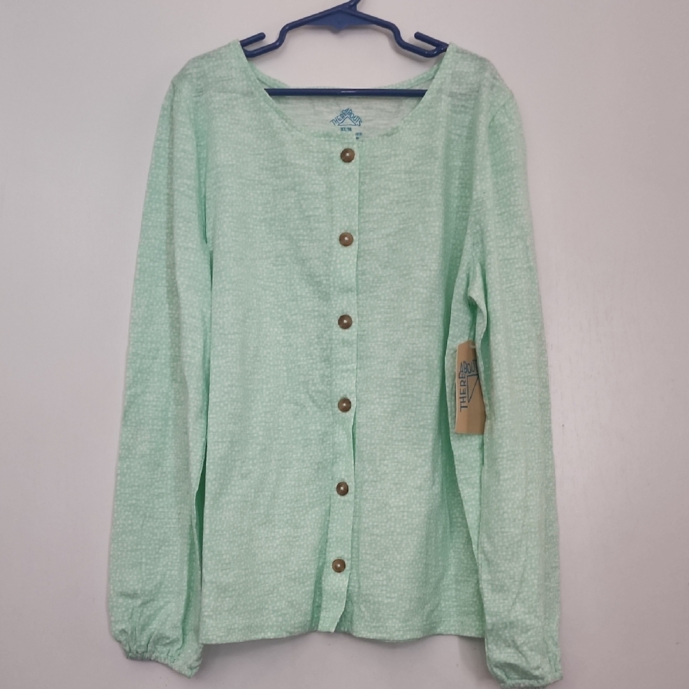 Green Button Down Shirt with Long Sleeves and Crew Neck